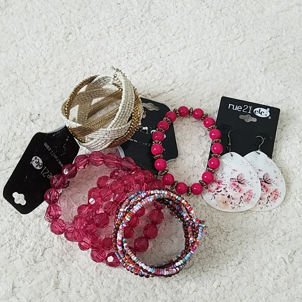 Jewelry lot